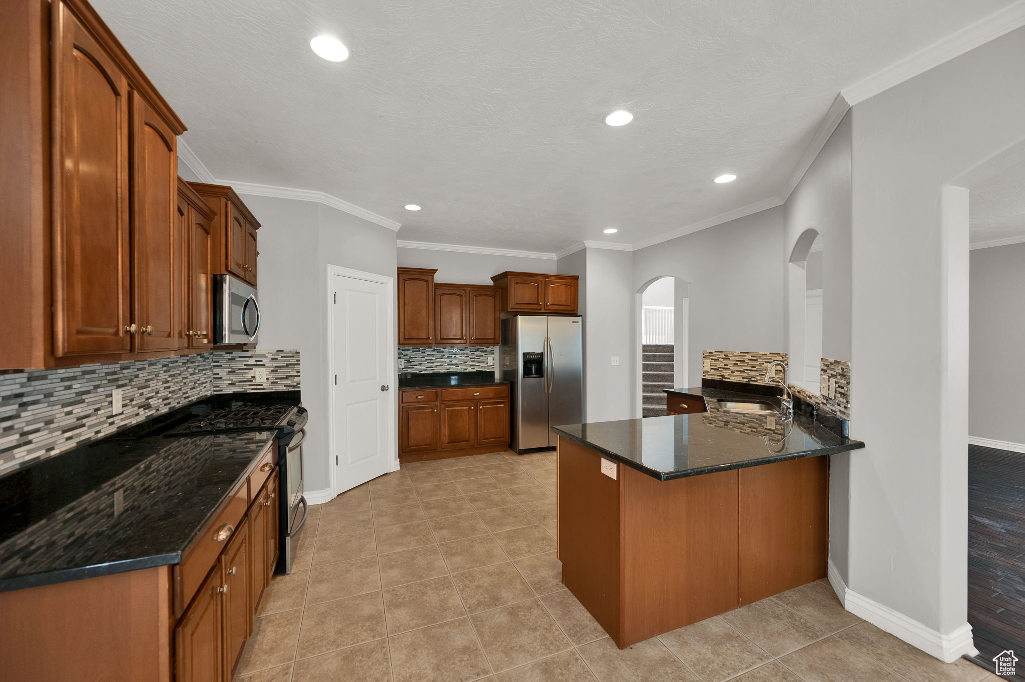 Lehi, Utah 84043, United States, 7 Bedrooms Bedrooms, ,4 BathroomsBathrooms,Residential,Active,108696