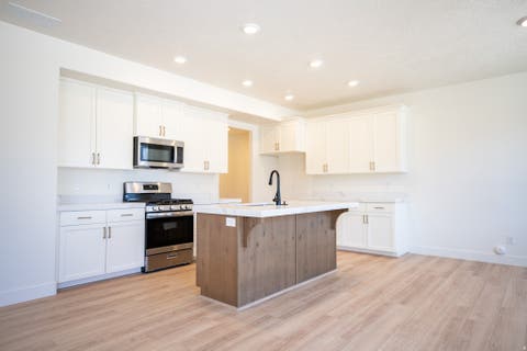 Tiny photo for 1054 N 1110 W LOT #37 W, Salem, UT 84653 (MLS # 2165516)