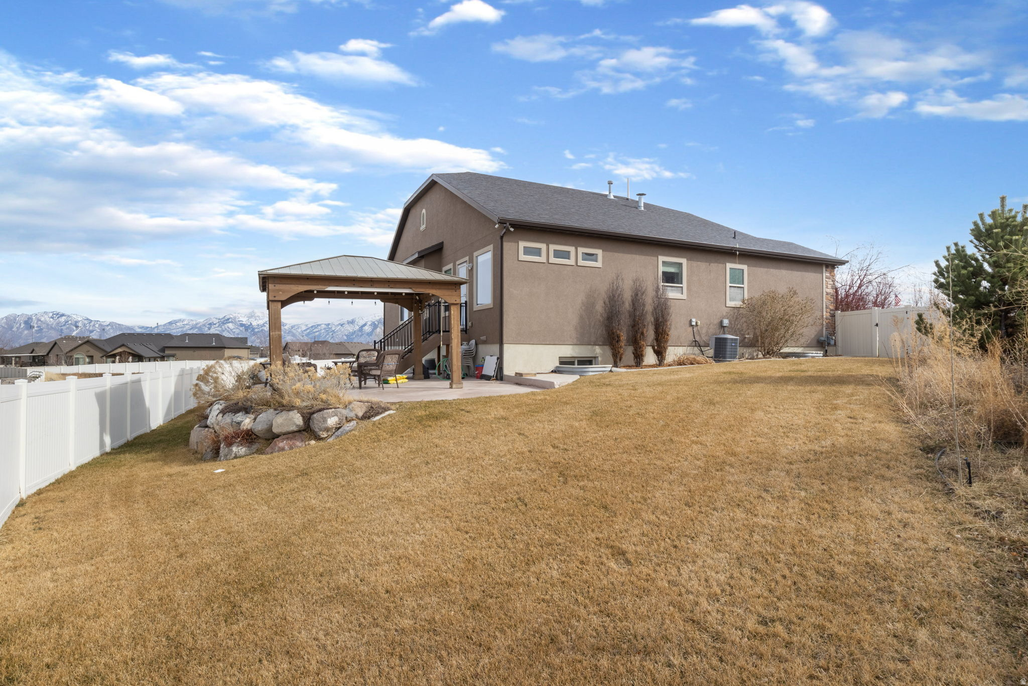 COPPERFIELD - Residential