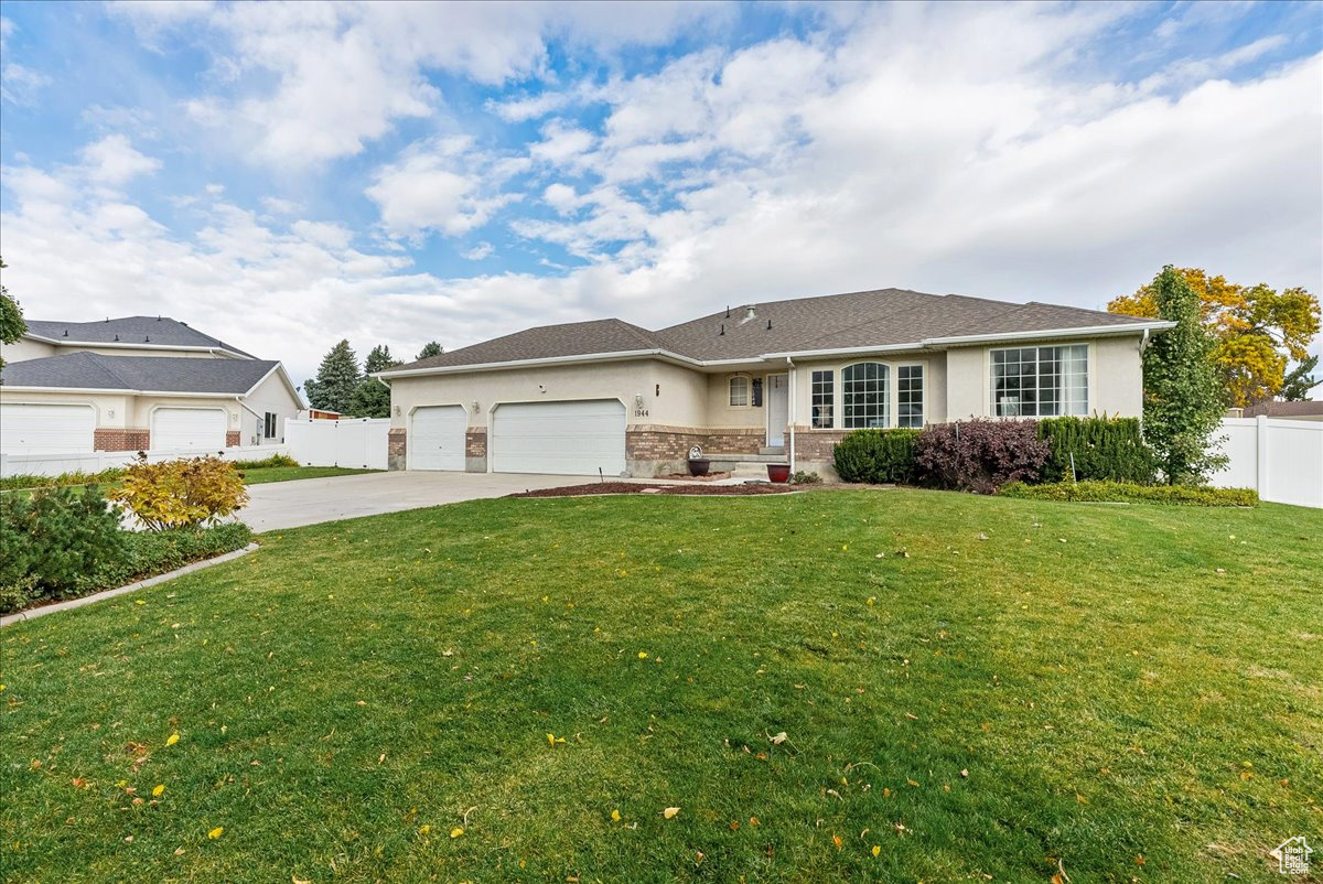 1944 W Gladys Cir, South Jordan, Utah image 3