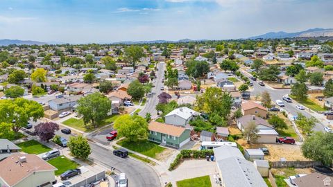 Tiny photo for 4902 S FARAH DR, Kearns, UT 84118 (MLS # 2101240)