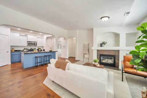 Tiny photo for 11738 S CURRANT DR #112, South Jordan, UT 84009 (MLS # 2090290)