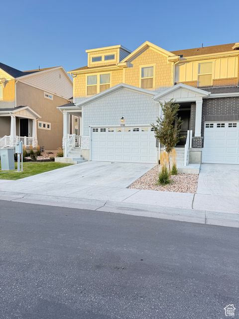 Photo of 1118 N FREEMAN DR, Saratoga Springs, UT 84045 (MLS # 2113901)