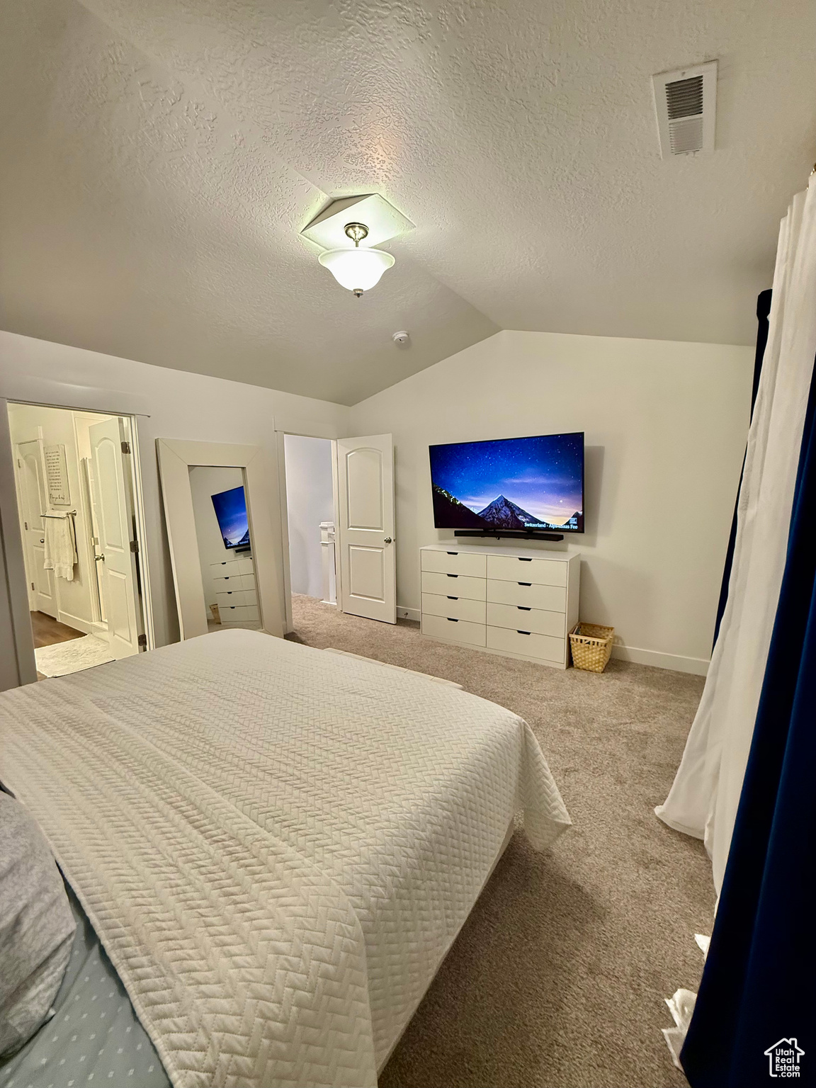 RIDGEHORNE - Residential