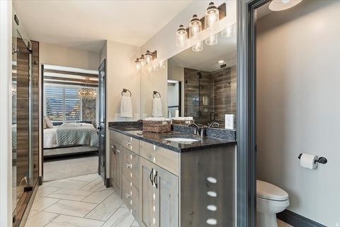 Tiny photo for 560 S 8600 E, Huntsville, UT 84317 (MLS # 2124940)