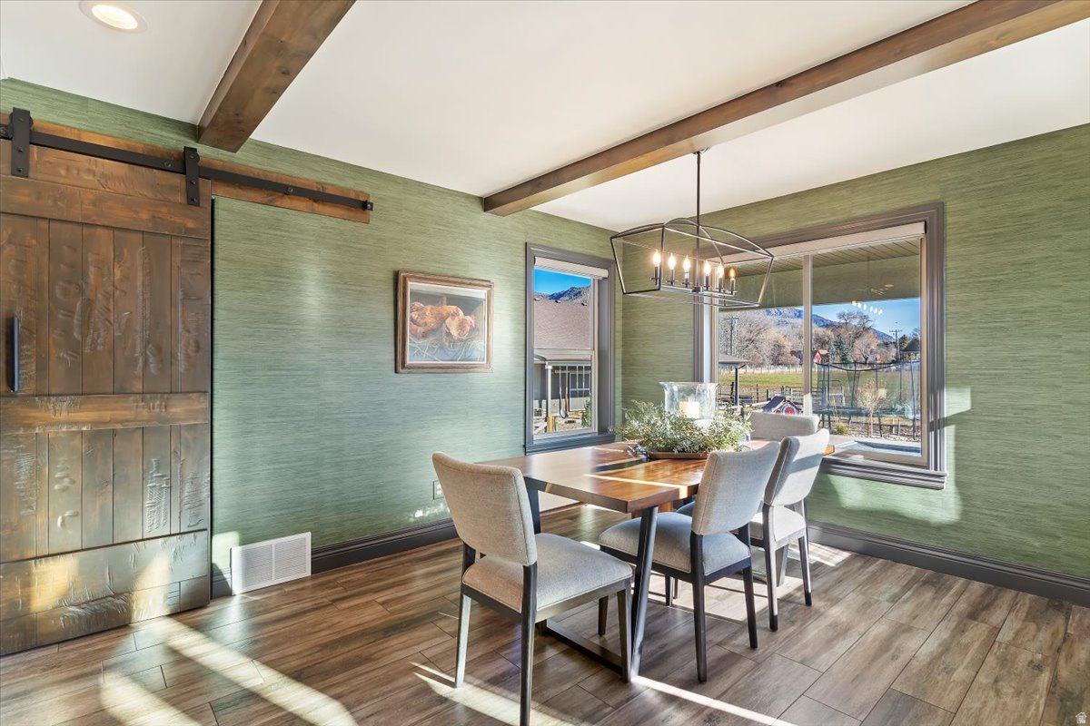 EAST LAKE MEADOWS SU - Residential