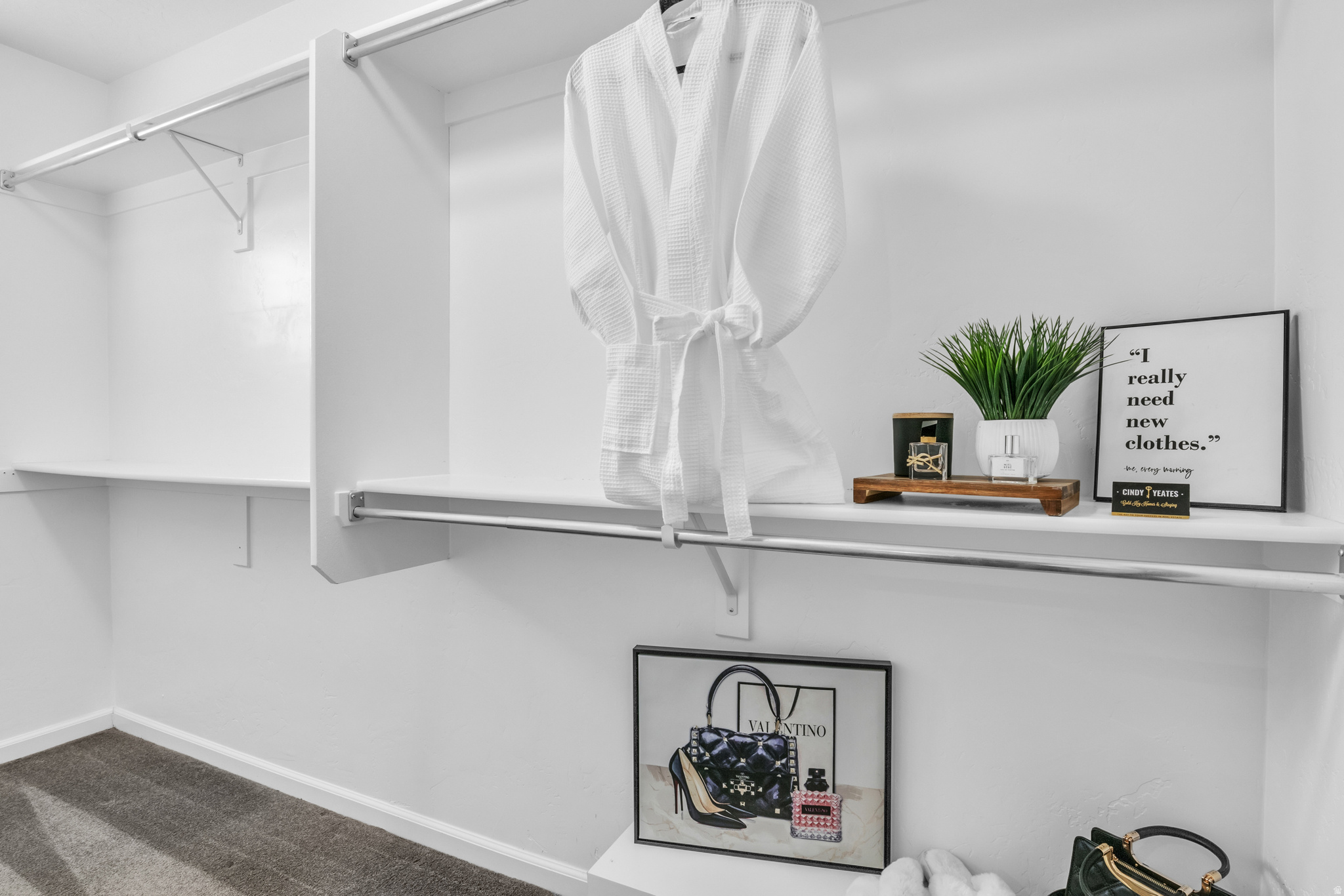 CRESTHAVEN VILLAGE TOWNHOMES - Residential