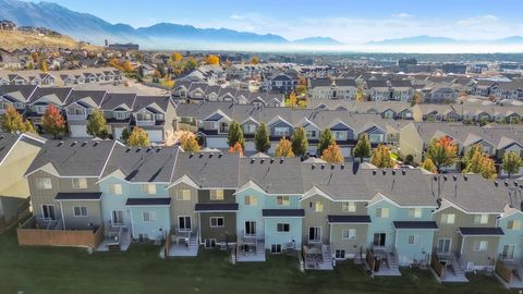 Tiny photo for 4205 N CRESTHAVEN LN, Lehi, UT 84048 (MLS # 2123160)