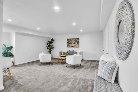Tiny photo for 4205 N CRESTHAVEN LN, Lehi, UT 84048 (MLS # 2123160)