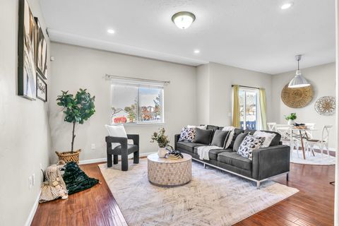 Tiny photo for 4205 N CRESTHAVEN LN, Lehi, UT 84048 (MLS # 2123160)