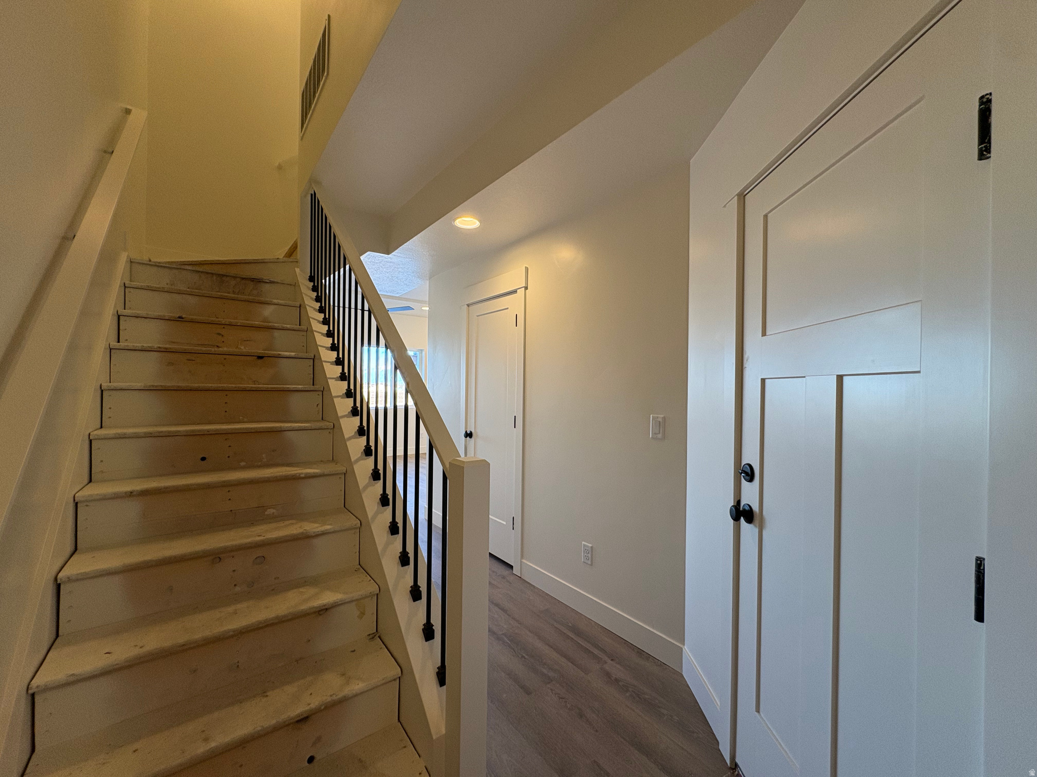 SALT GRASS - Residential