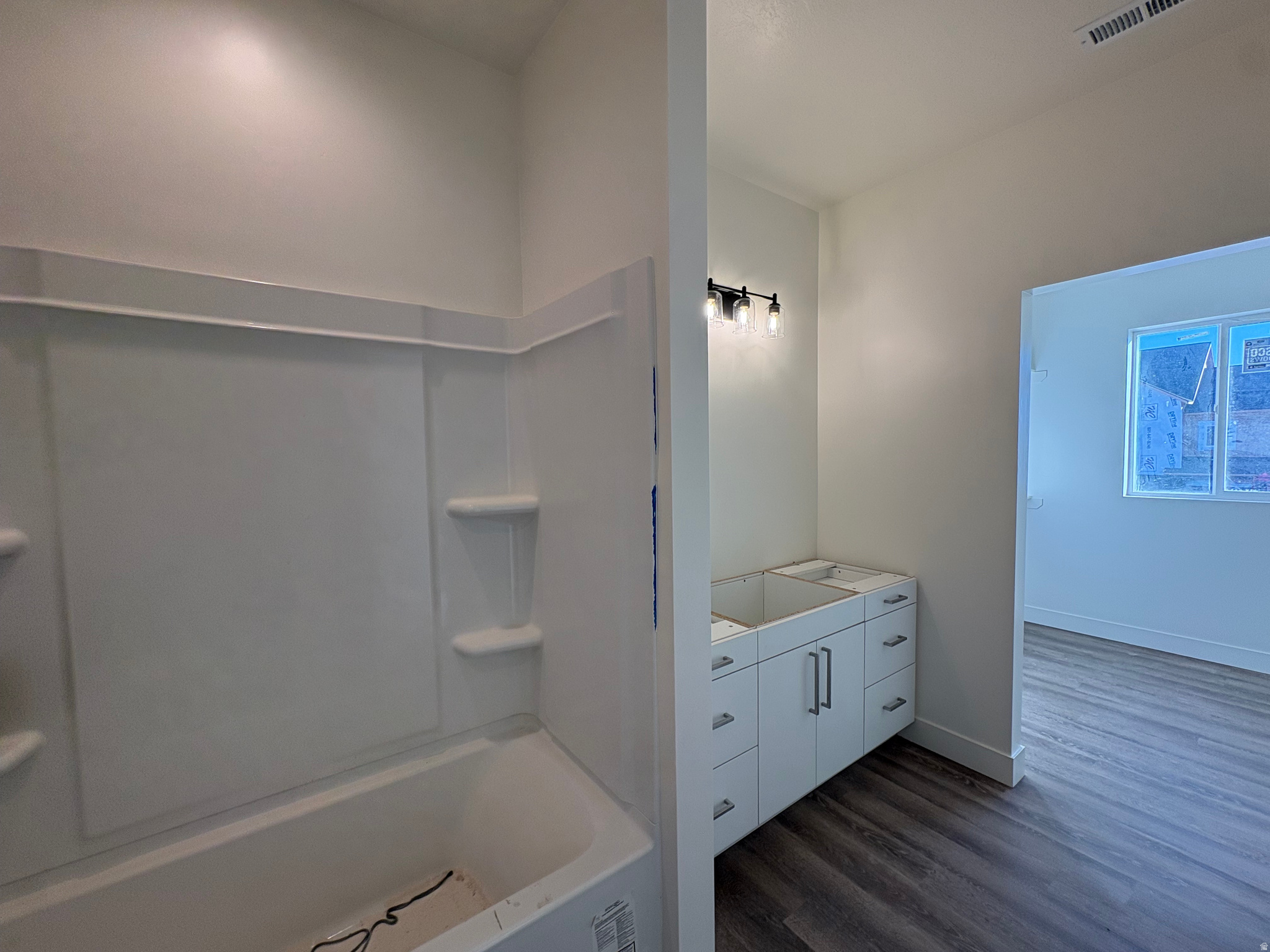 SALT GRASS - Residential