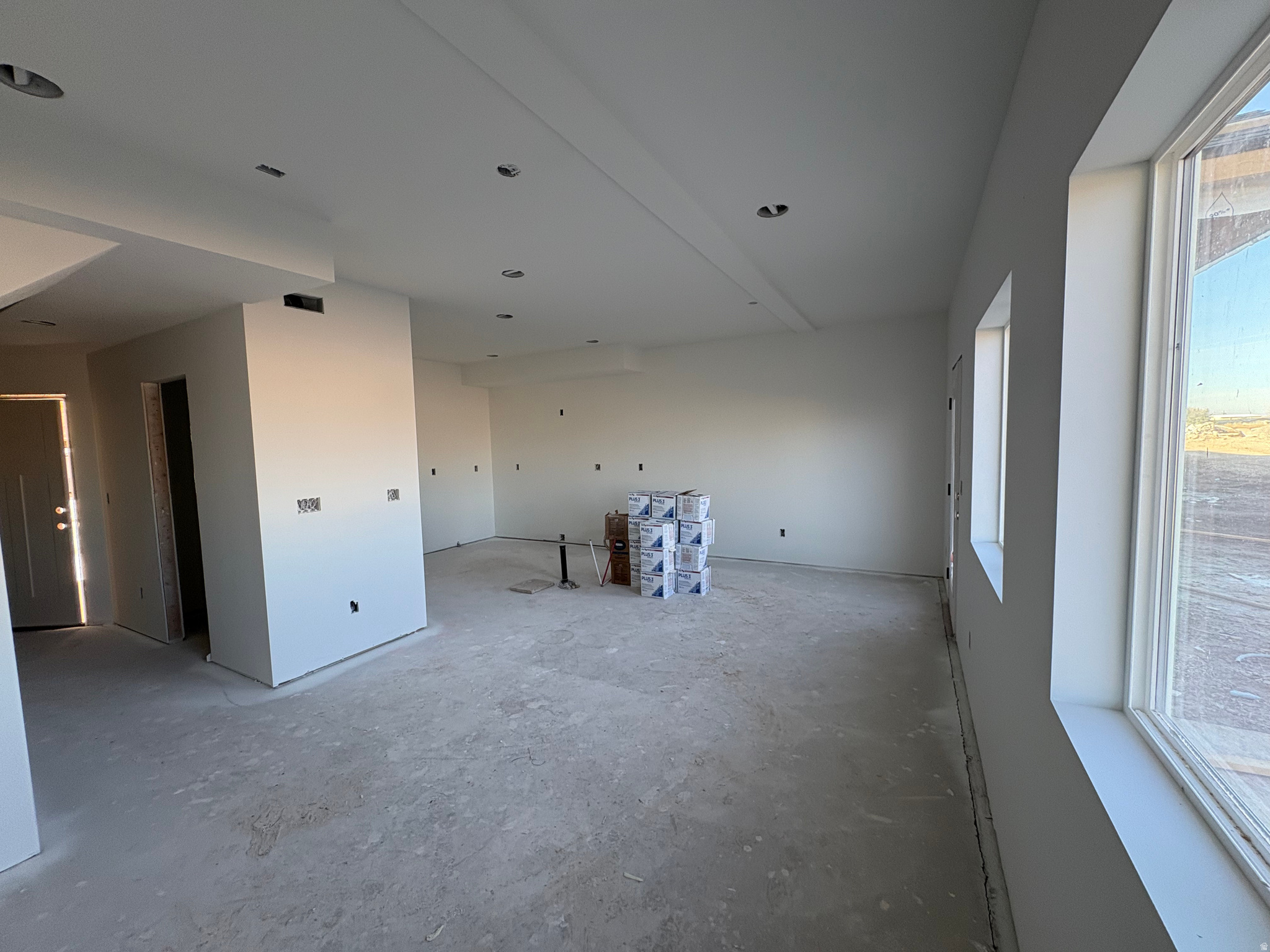 SALT GRASS - Residential