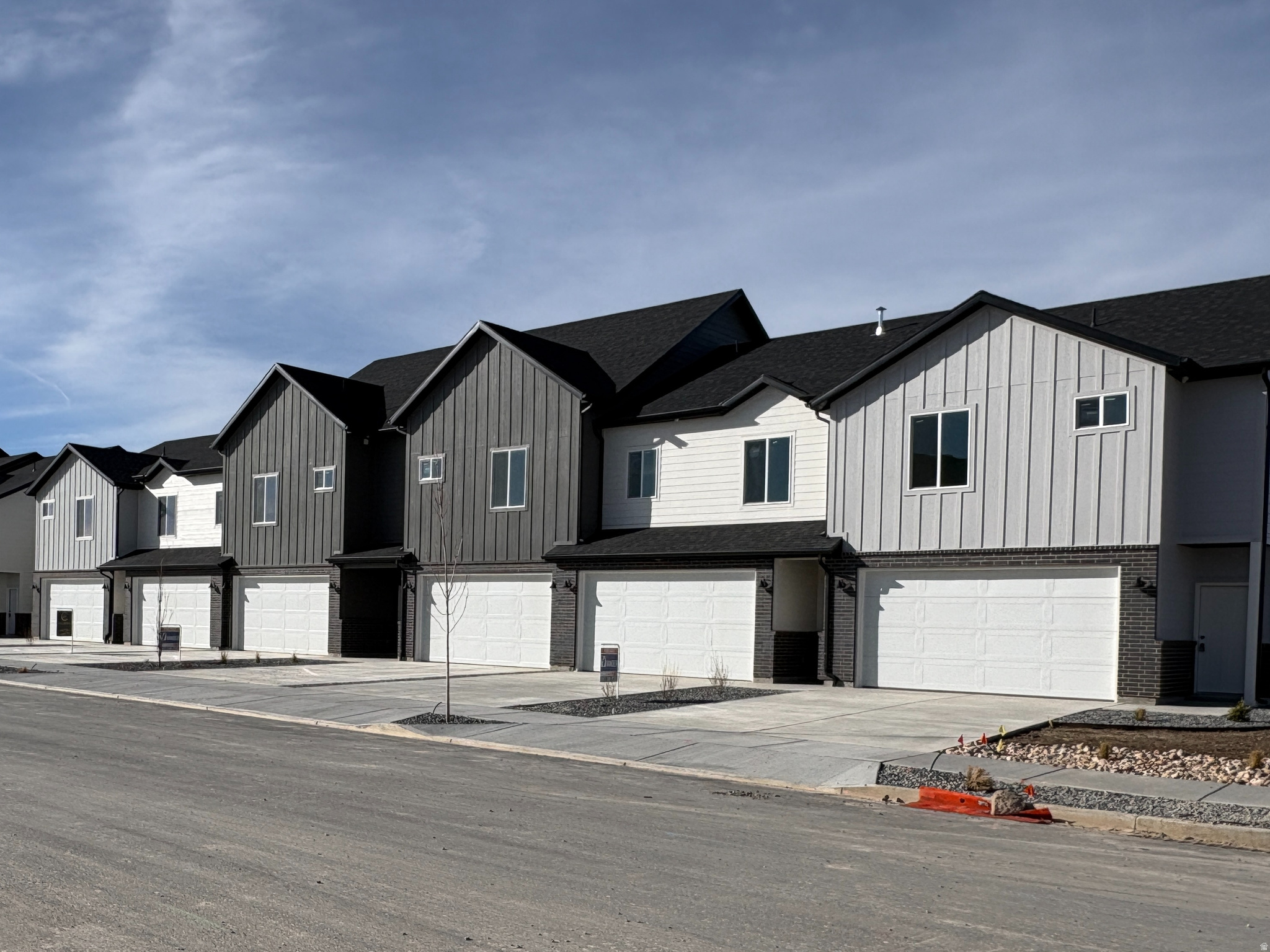 SALT GRASS - Residential