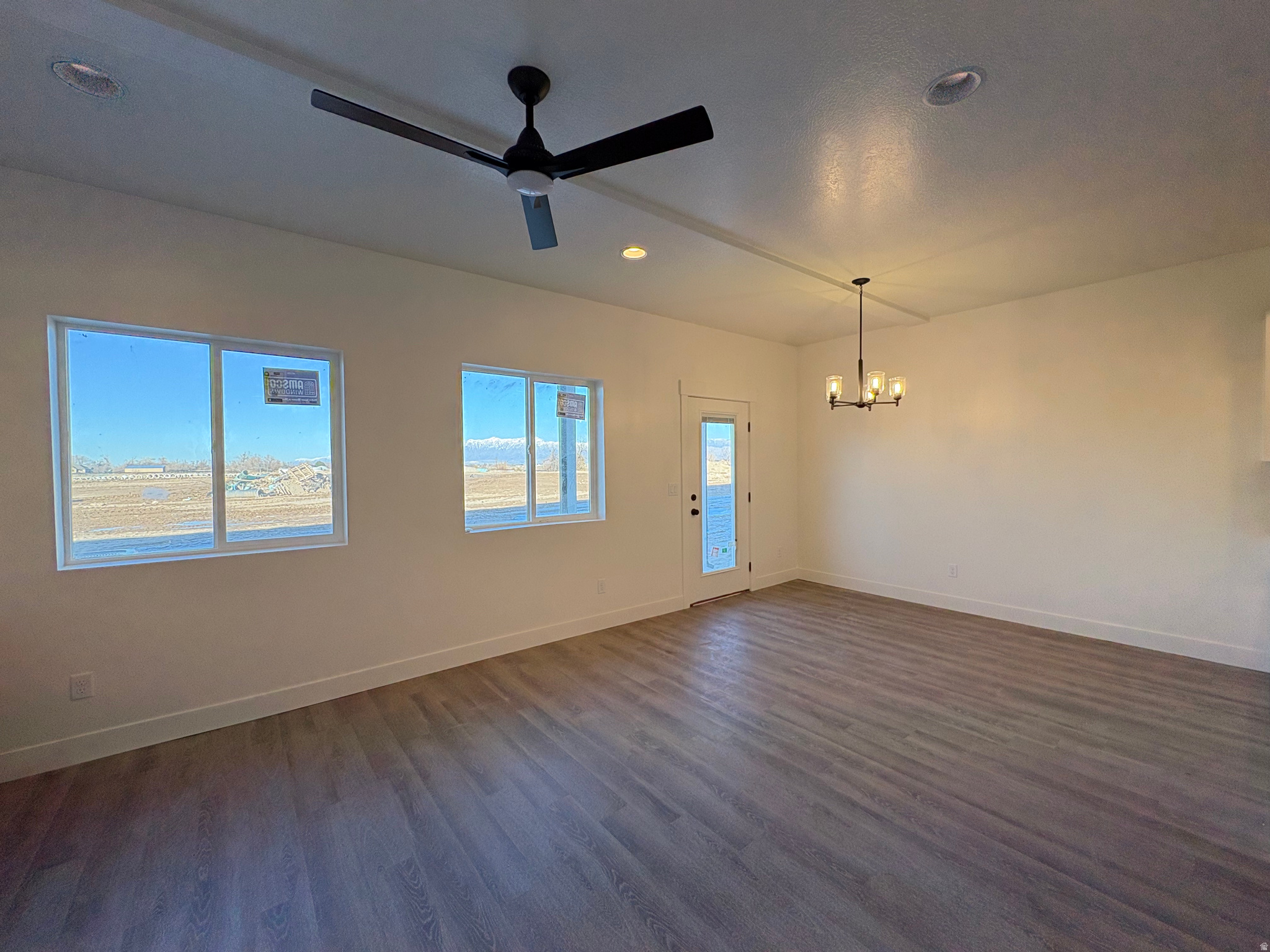 SALT GRASS - Residential