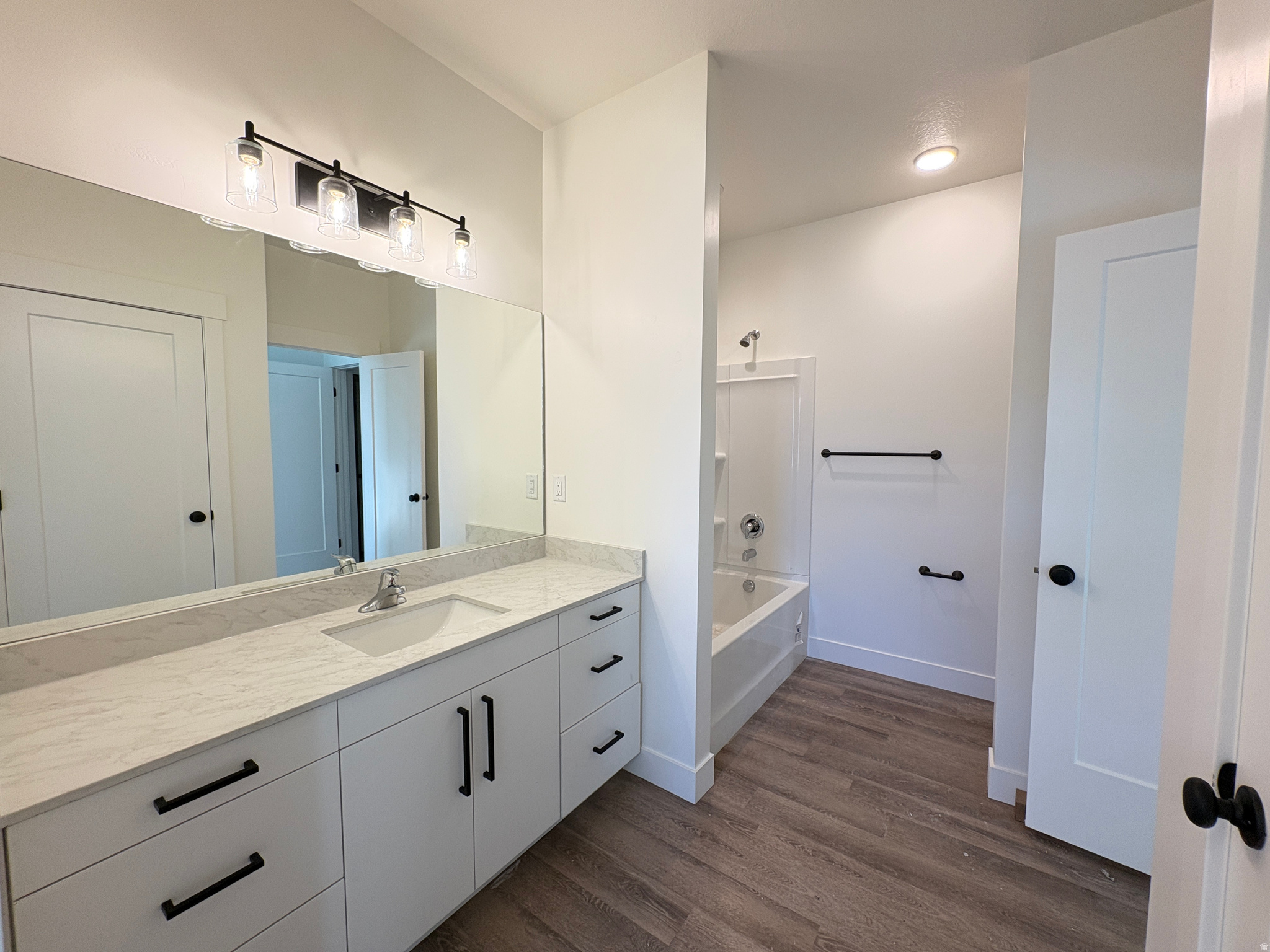 SALT GRASS - Residential