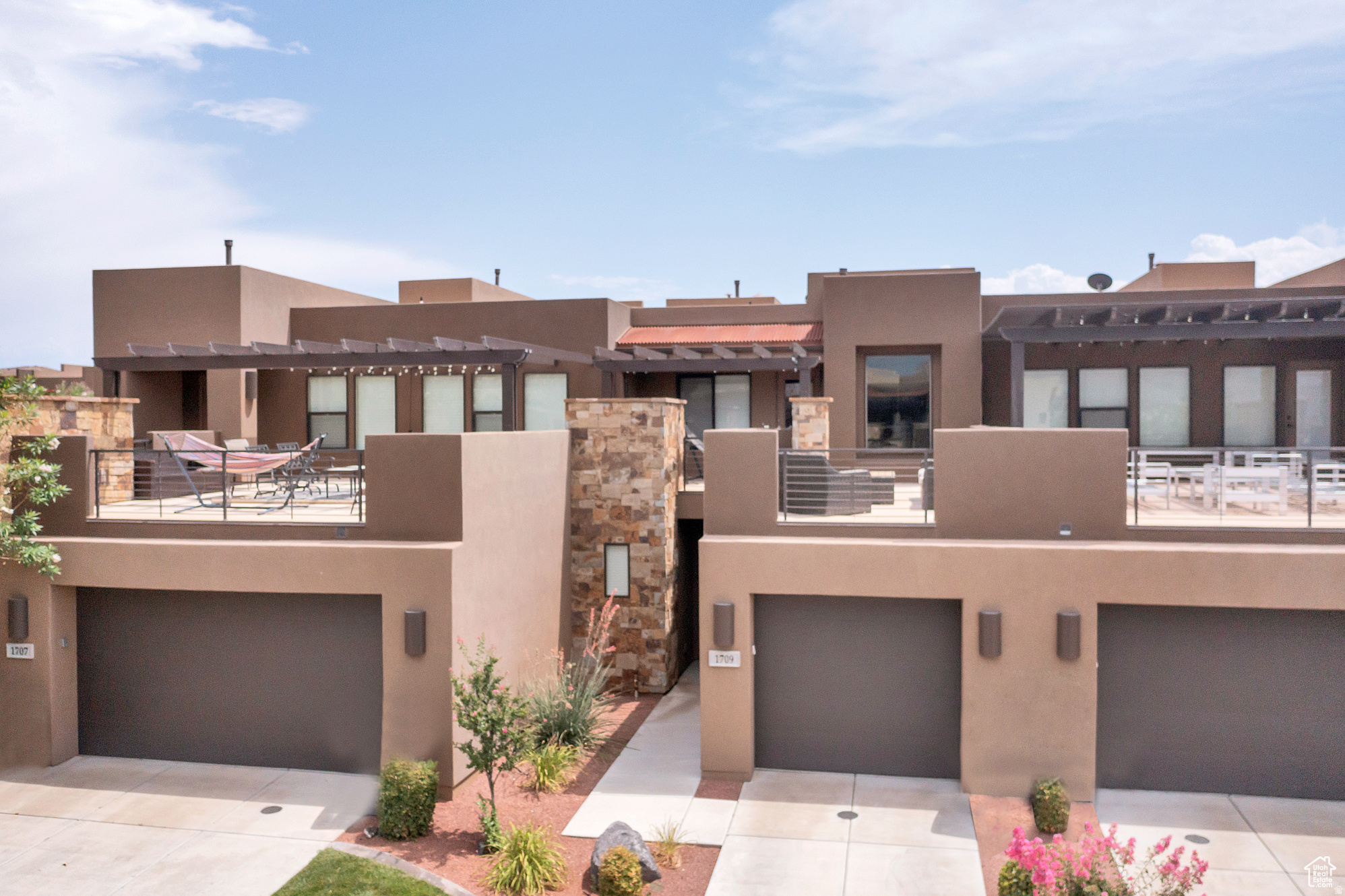 ESCAPES AT THE LEDGES PH 1 - Residential