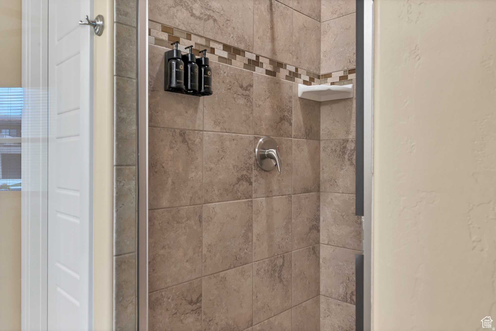 ESCAPES AT THE LEDGES PH 1 - Residential