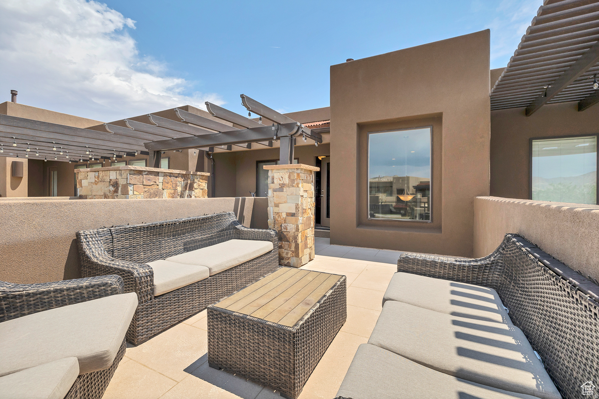 ESCAPES AT THE LEDGES PH 1 - Residential