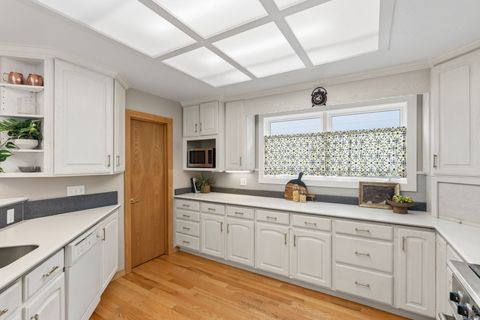 Tiny photo for 2457 S SCENIC DR, Salt Lake City, UT 84109 (MLS # 2152202)