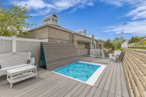 Tiny photo for 2457 S SCENIC DR, Salt Lake City, UT 84109 (MLS # 2152202)