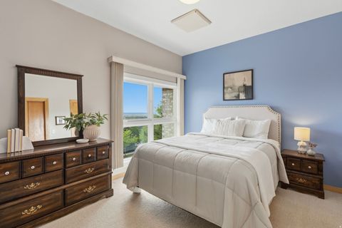 Tiny photo for 2457 S SCENIC DR, Salt Lake City, UT 84109 (MLS # 2152202)