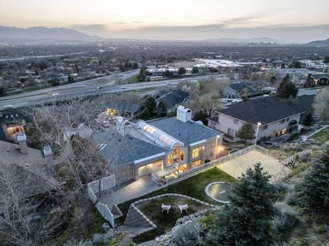 Tiny photo for 2457 S SCENIC DR, Salt Lake City, UT 84109 (MLS # 2152202)