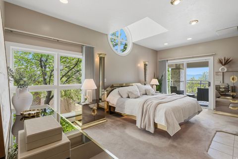 Tiny photo for 2457 S SCENIC DR, Salt Lake City, UT 84109 (MLS # 2152202)