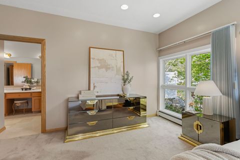 Tiny photo for 2457 S SCENIC DR, Salt Lake City, UT 84109 (MLS # 2152202)