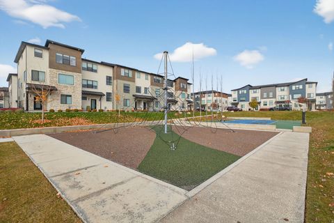 Tiny photo for 418 S WOOD STREAM RD, American Fork, UT 84003 (MLS # 2124098)