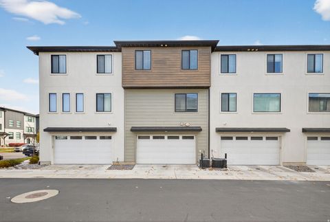 Tiny photo for 418 S WOOD STREAM RD, American Fork, UT 84003 (MLS # 2124098)