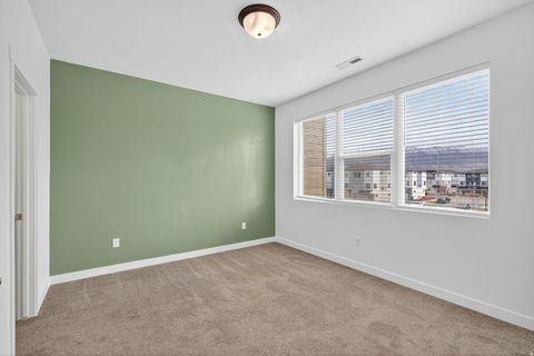 Tiny photo for 418 S WOOD STREAM RD, American Fork, UT 84003 (MLS # 2124098)