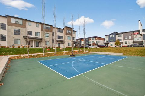 Tiny photo for 418 S WOOD STREAM RD, American Fork, UT 84003 (MLS # 2124098)