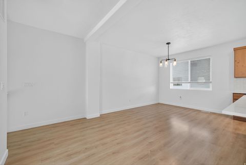 Tiny photo for 418 S WOOD STREAM RD, American Fork, UT 84003 (MLS # 2124098)