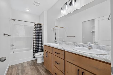 Tiny photo for 418 S WOOD STREAM RD, American Fork, UT 84003 (MLS # 2124098)