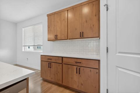 Tiny photo for 418 S WOOD STREAM RD, American Fork, UT 84003 (MLS # 2124098)