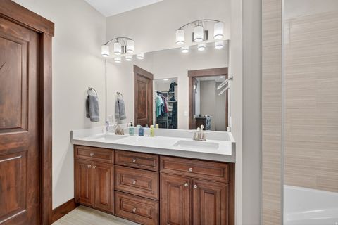 Tiny photo for 2648 E HIGH RIDGE DR, Spanish Fork, UT 84660 (MLS # 2122837)