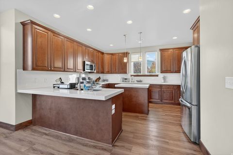 Tiny photo for 2648 E HIGH RIDGE DR, Spanish Fork, UT 84660 (MLS # 2122837)