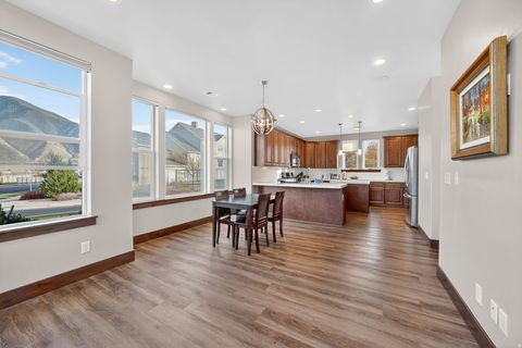 Tiny photo for 2648 E HIGH RIDGE DR, Spanish Fork, UT 84660 (MLS # 2122837)