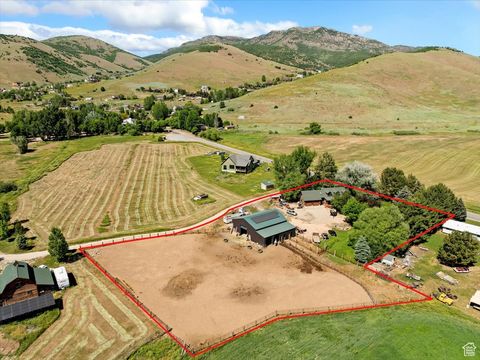 Tiny photo for 409 N 9000 E, Huntsville, UT 84317 (MLS # 2092621)