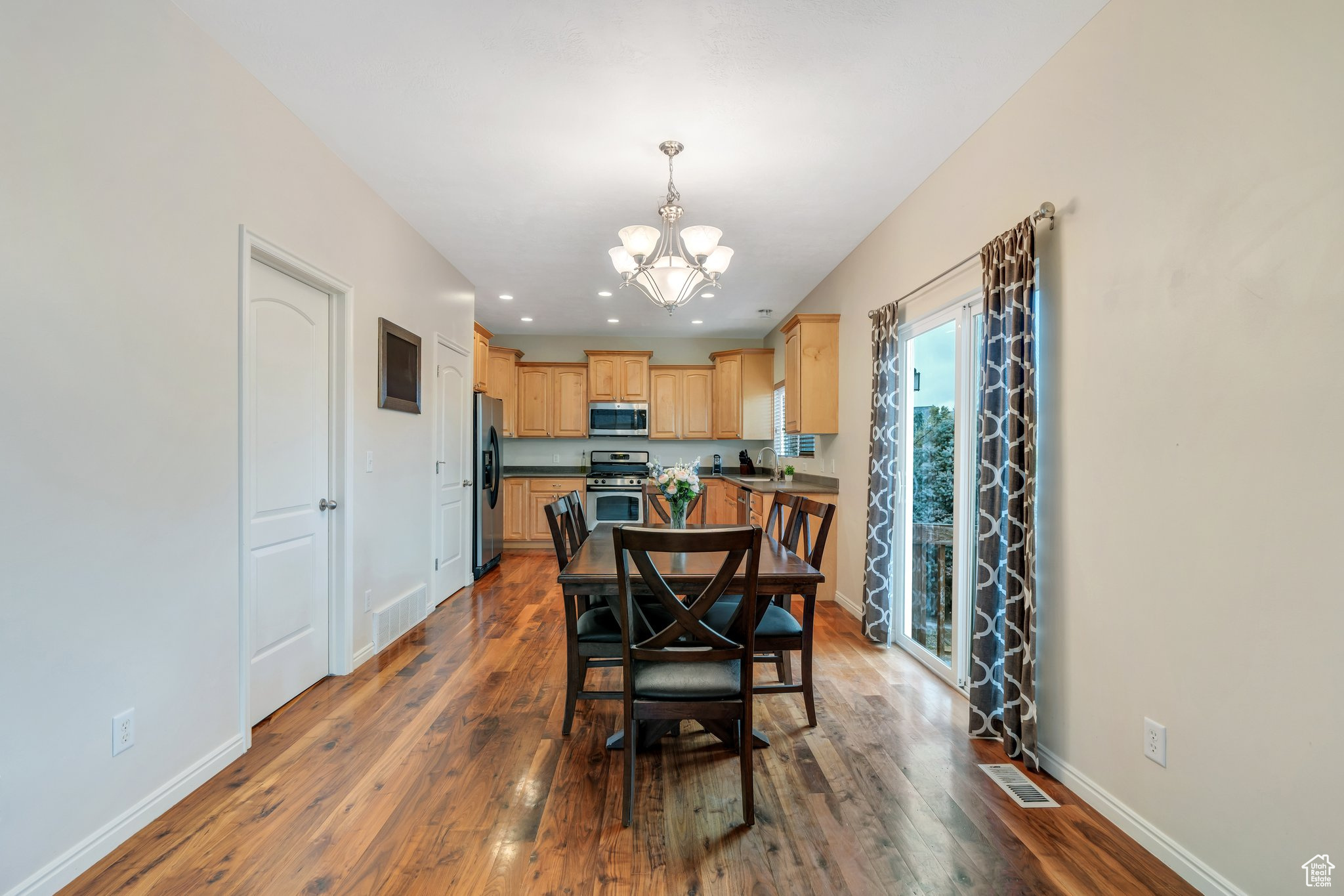 7812 N Crestwood Cir, Eagle Mountain, Utah image 6