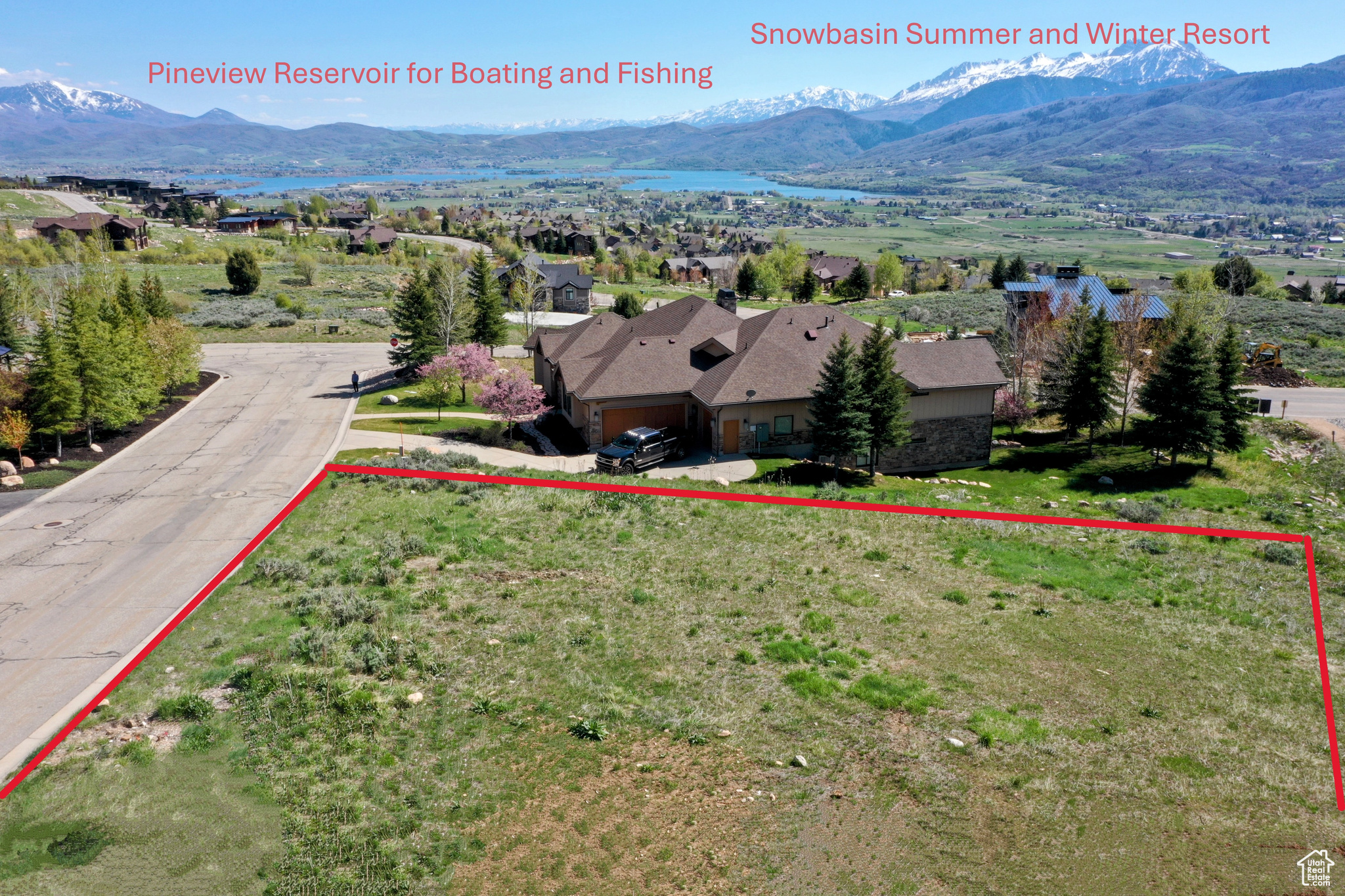 THE HIGHLANDS - Land