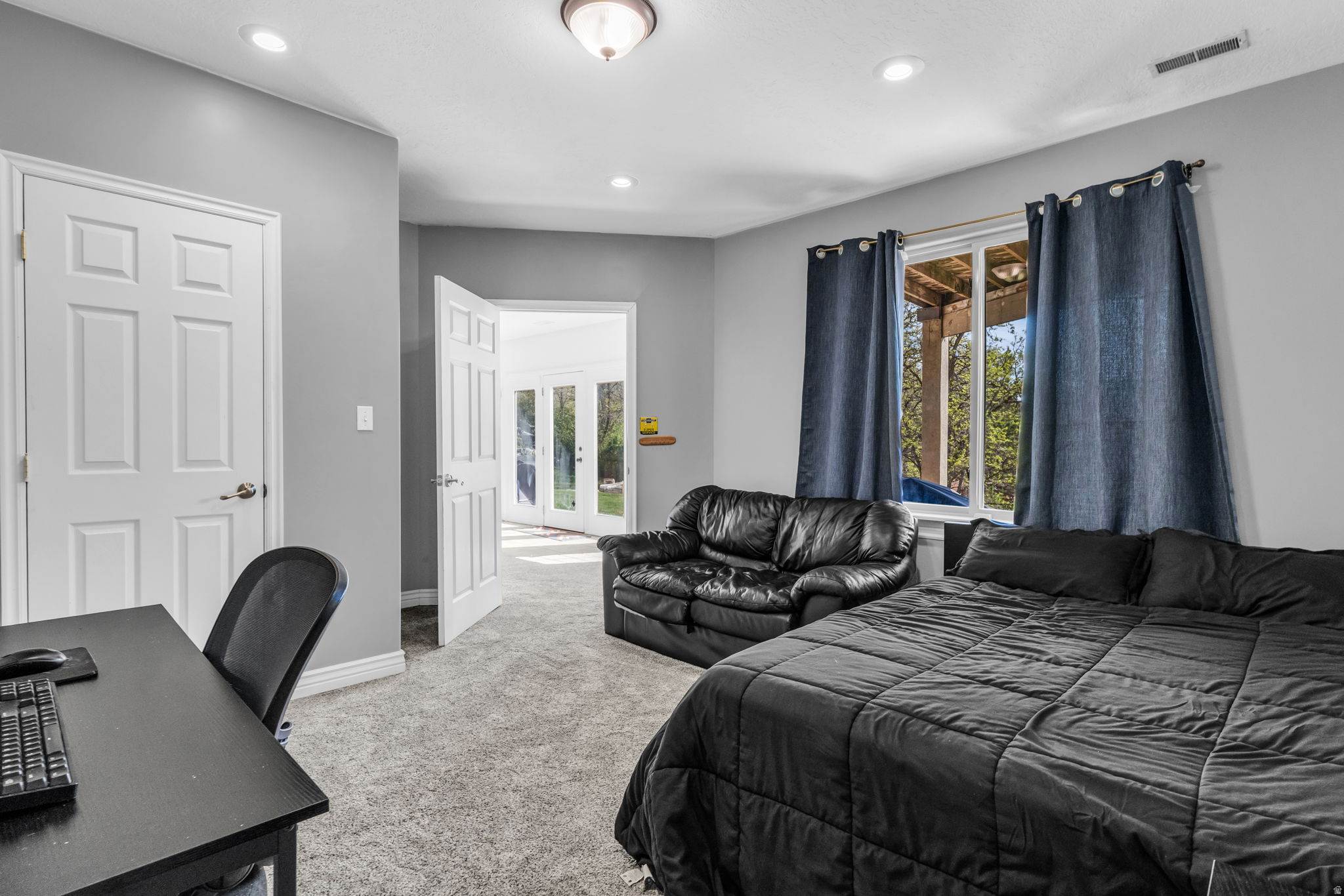OLIVE GROVE - Residential