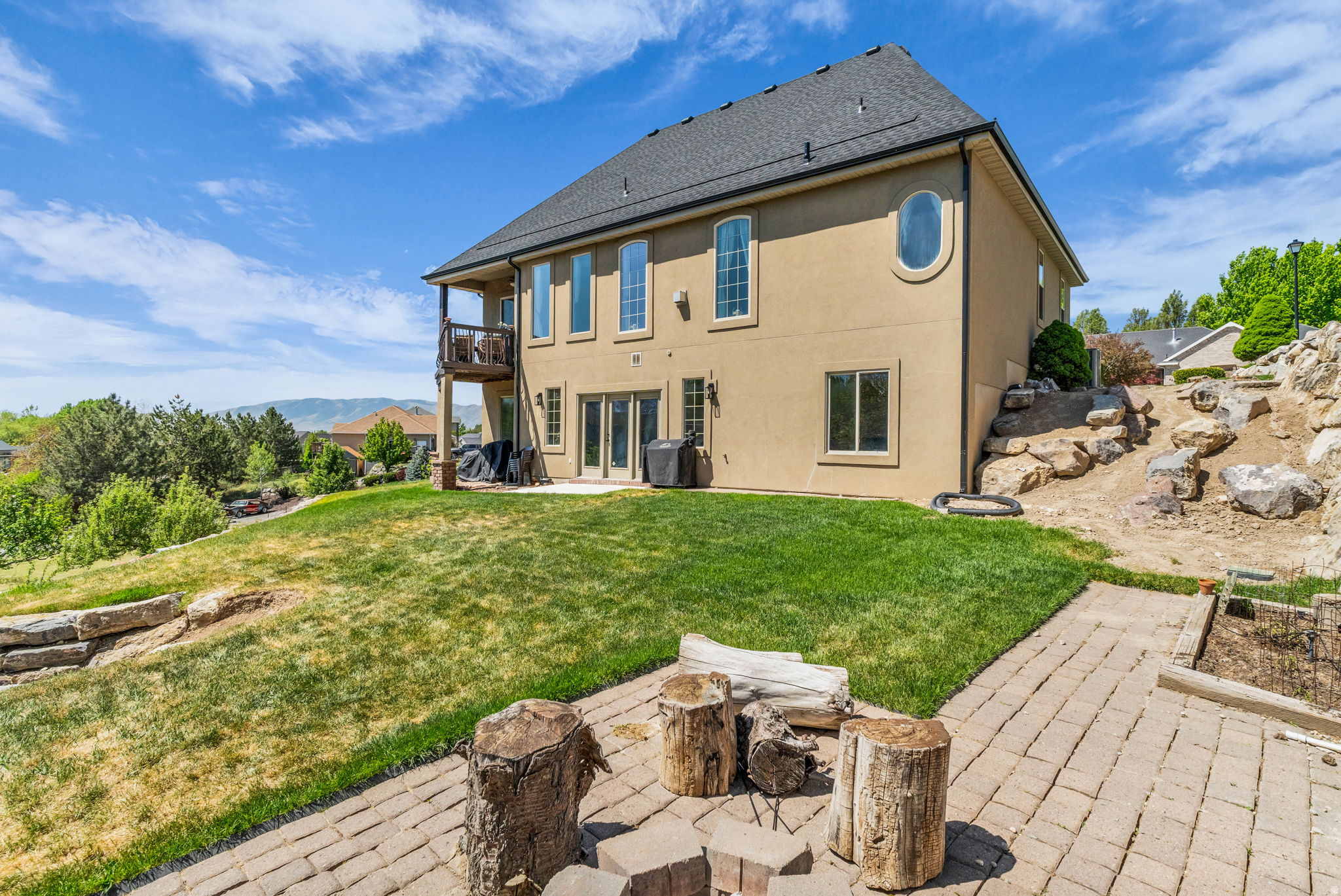 OLIVE GROVE - Residential