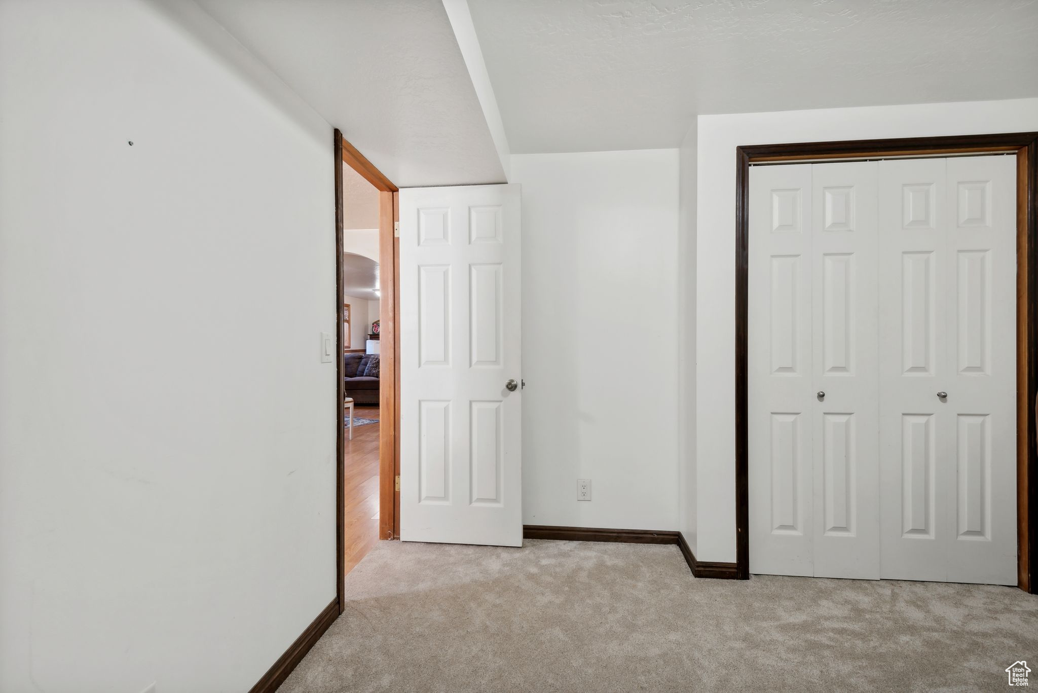 1264 E South Eden Cir, Sandy, Utah image 32