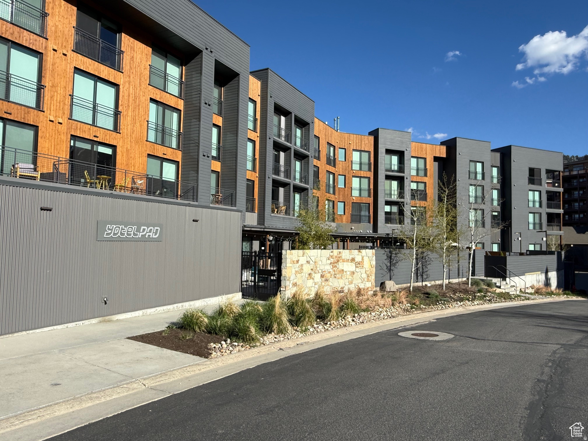 RC-14 CONDOS - Residential