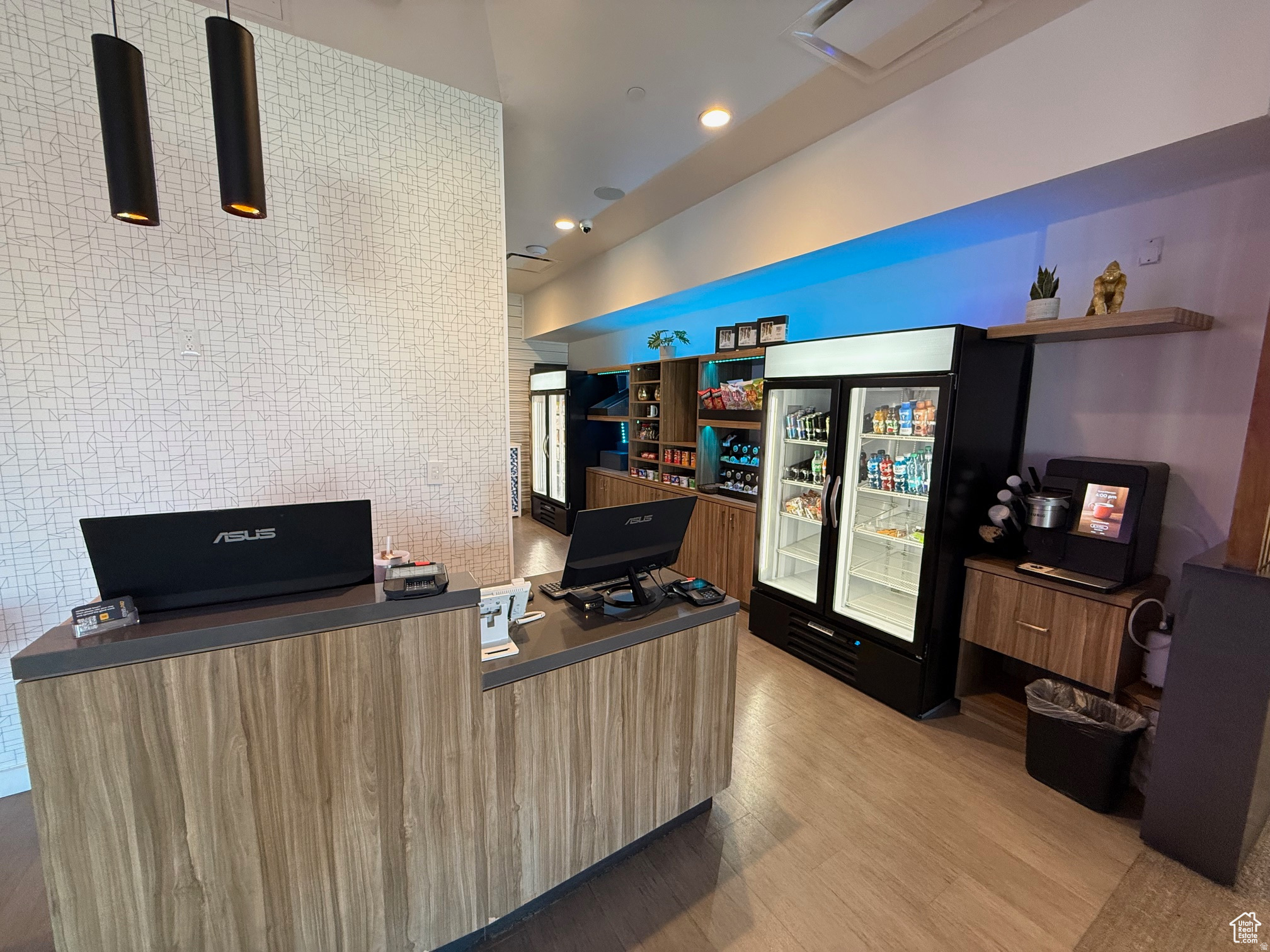 RC-14 CONDOS - Residential