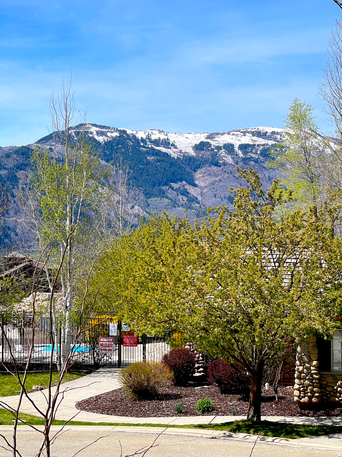 MOOSE HOLLOW CONDOMINIUM PHASE 3 - Residential