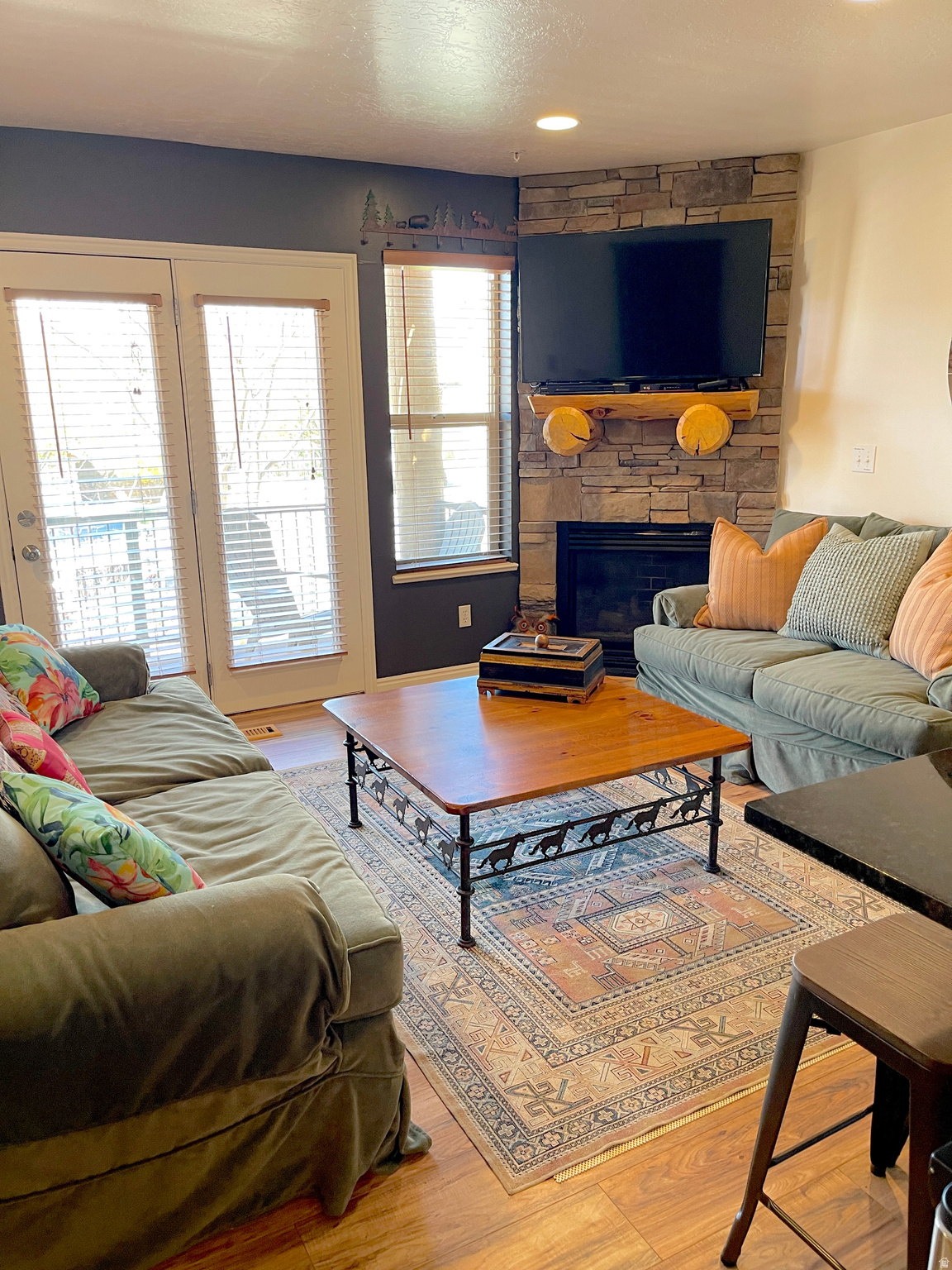 MOOSE HOLLOW CONDOMINIUM PHASE 3 - Residential