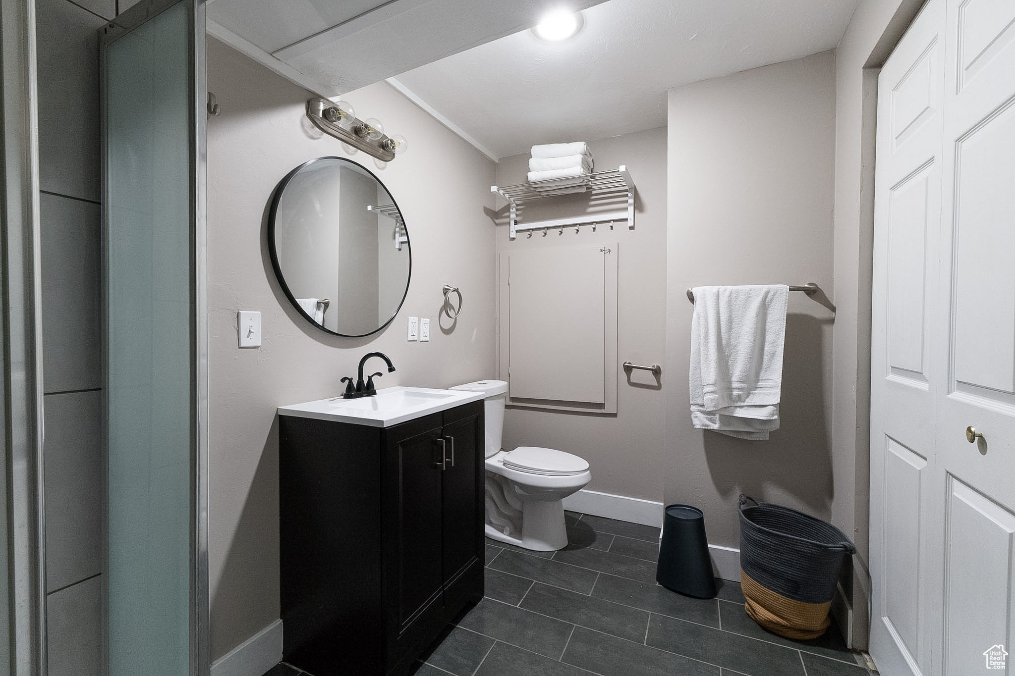 Sandy, Utah 84092, United States, 7 Bedrooms Bedrooms, ,4 BathroomsBathrooms,Residential,Active,120098